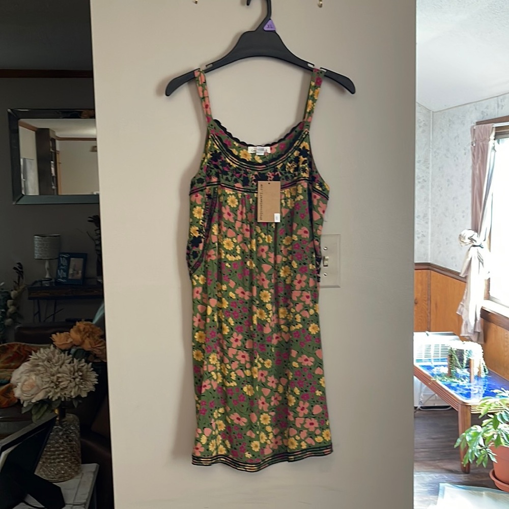 Cousin Earl. Sz S. Green, Pink & Yellow Dress